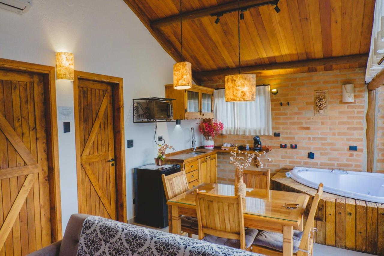 Pousada Ho'Oponopono Chalets & Wine Sapucai-Mirim Exterior photo